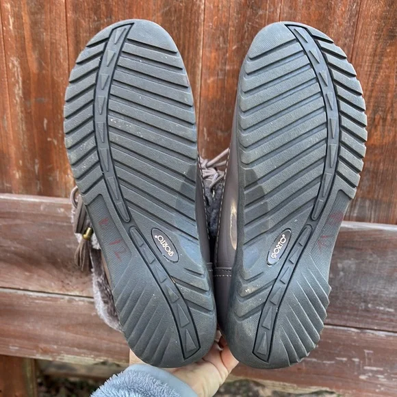 Sporto Brown Fur-Trim Winter Boots - Picture 12 of 16